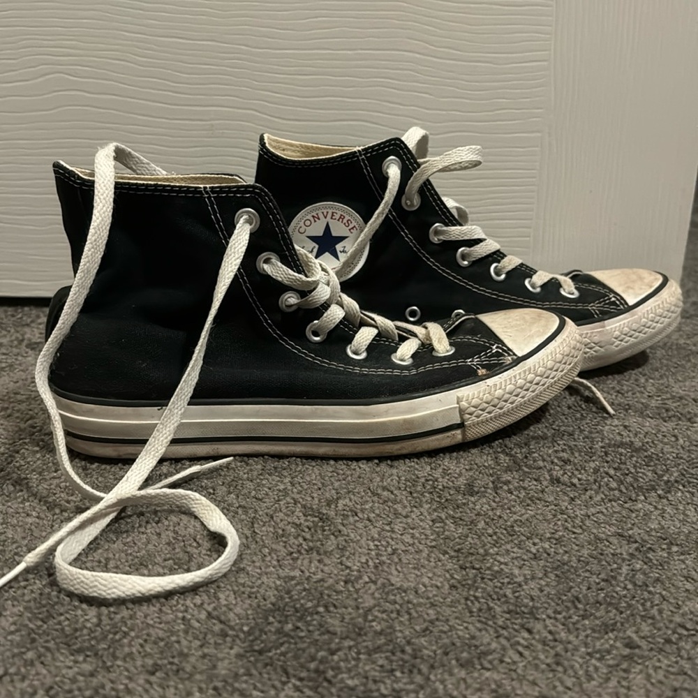 Black High top Converse